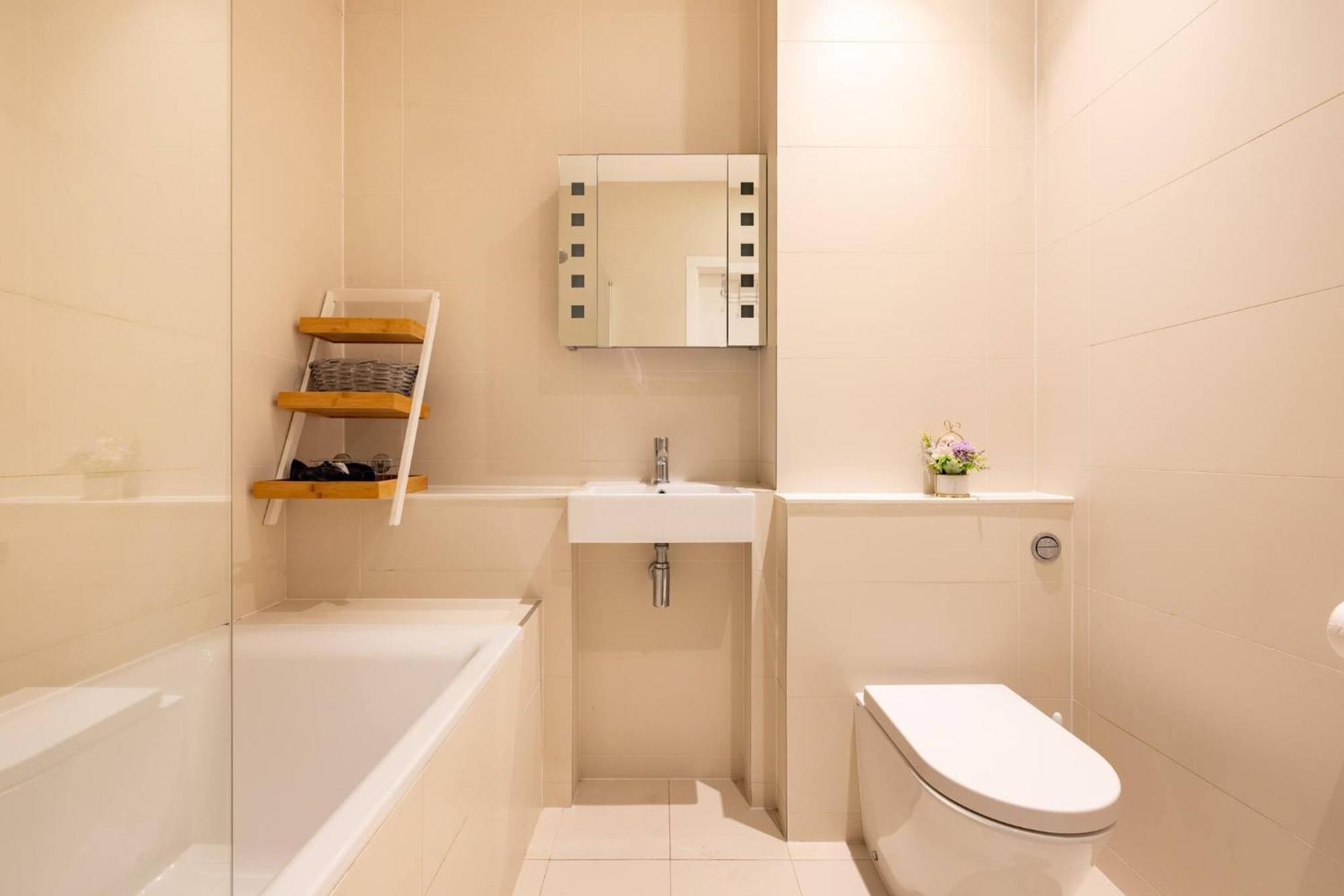 Wild Roses Serviced Apartments - Borough London Exteriör bild